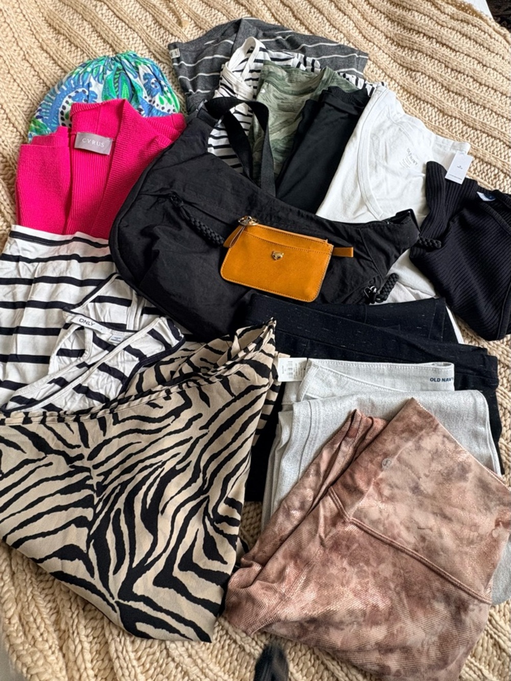 Mixed Women's Clothing Bundle with dresses, t-shirts, pants, lululemon tights